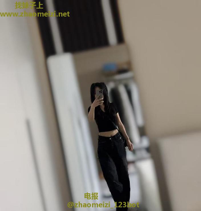 长宁大胸面条骚女