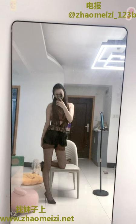 长腿御姐小骚骚