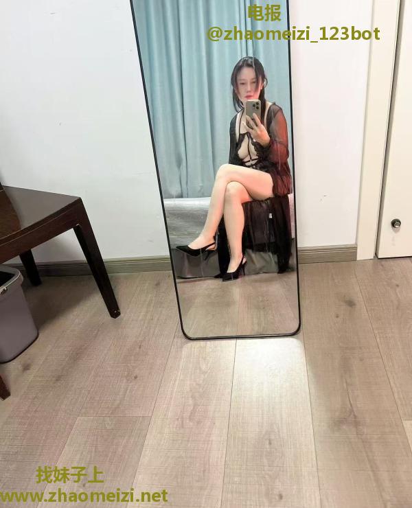 瑶海肤白少妇甜甜