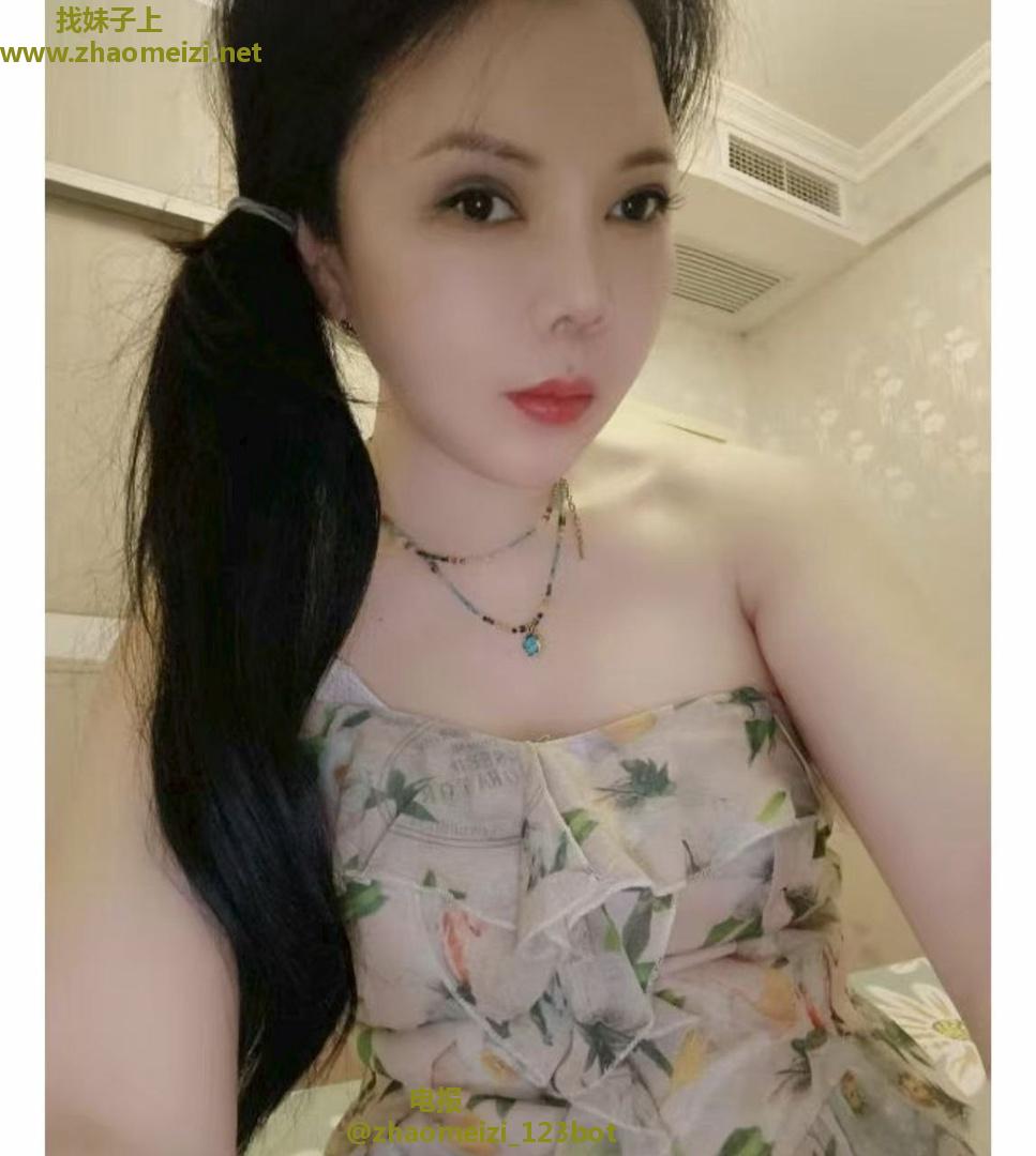 风骚肥屁股熟女