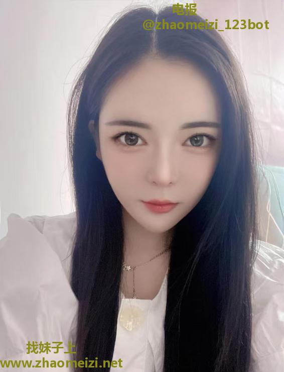 静安菲菲小美女