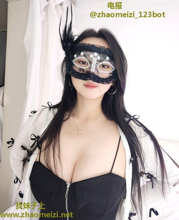 北四环颜值大奶女友