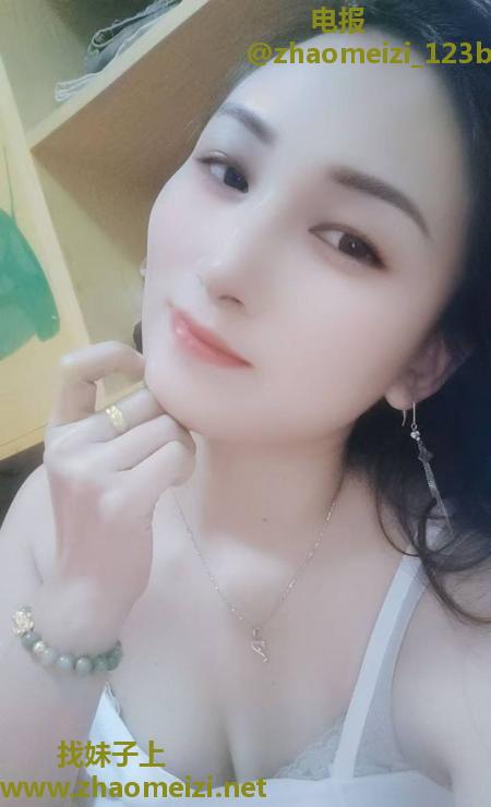 服务配合骚少妇