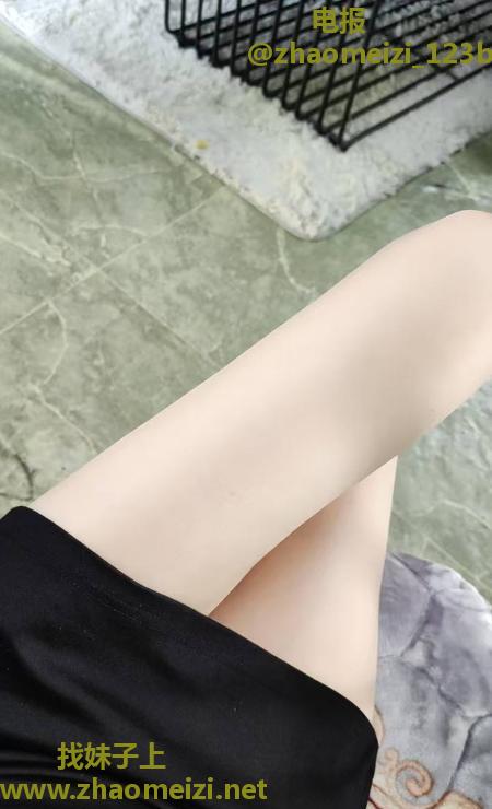 朝阳高挑腿长御姐