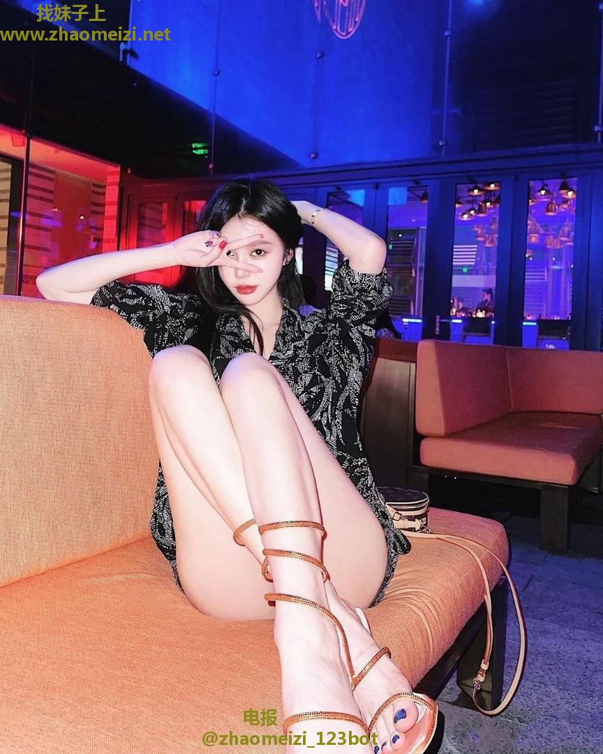 情商高雪白大腿