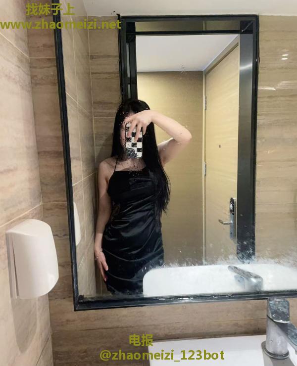 海珠闺蜜双飞米儿