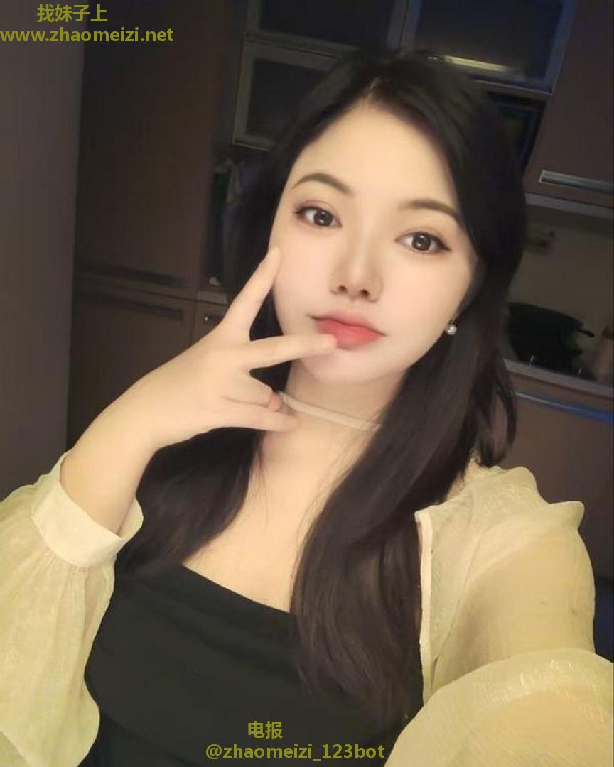 大胸身材好小姐姐