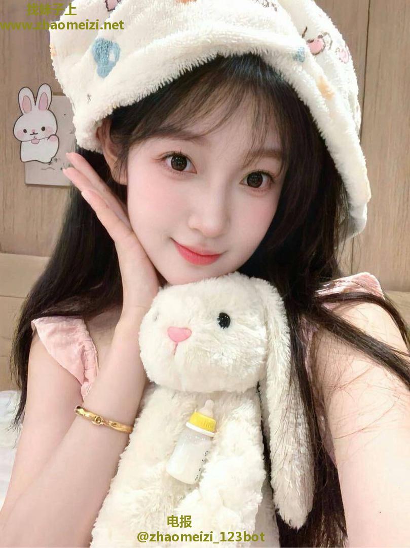 艳舞跳的很好骚妹