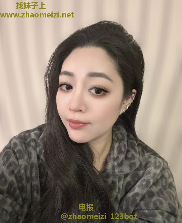 丰满梓琪很有料