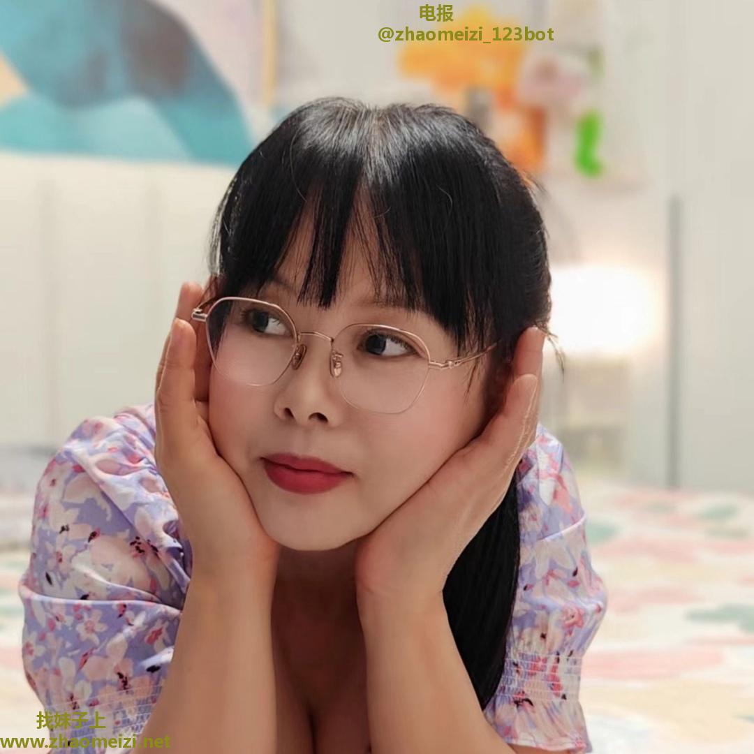 浦东眼镜娘大熊服务好