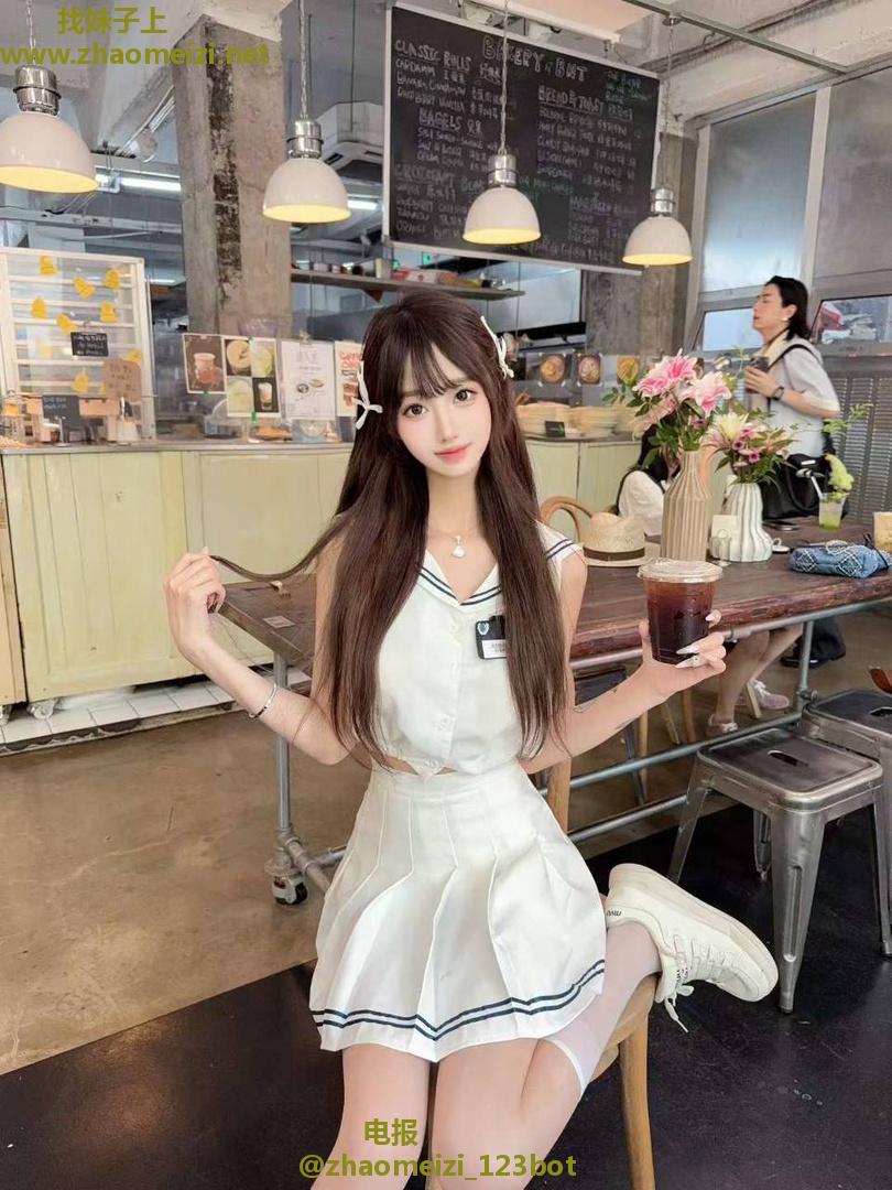 清纯可爱小萝莉