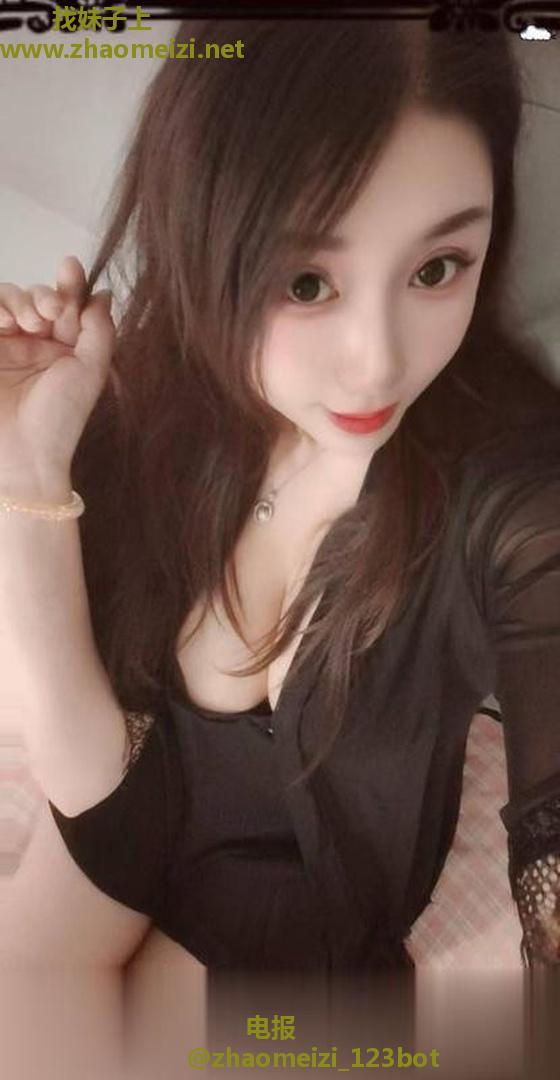 朝阳风骚大奶妹子