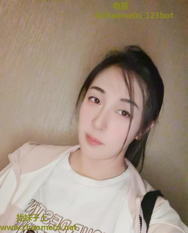 胸大屁股大会动还会夹