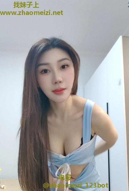 拱野制服骚妹瑶瑶