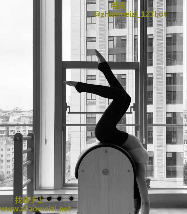 身材颜值拉满瑜伽老师