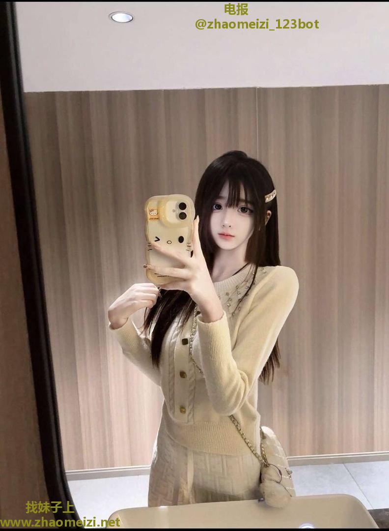 官渡极品身材瑜伽妹