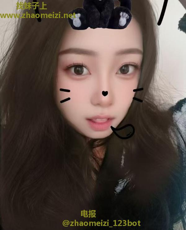 服务系大胸芊芊