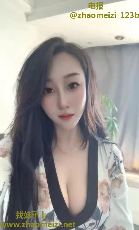 拉丝水床少妇琪琪