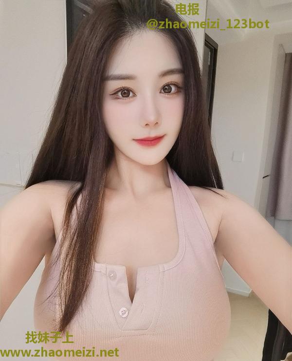 丰满性感翘臀绾绾