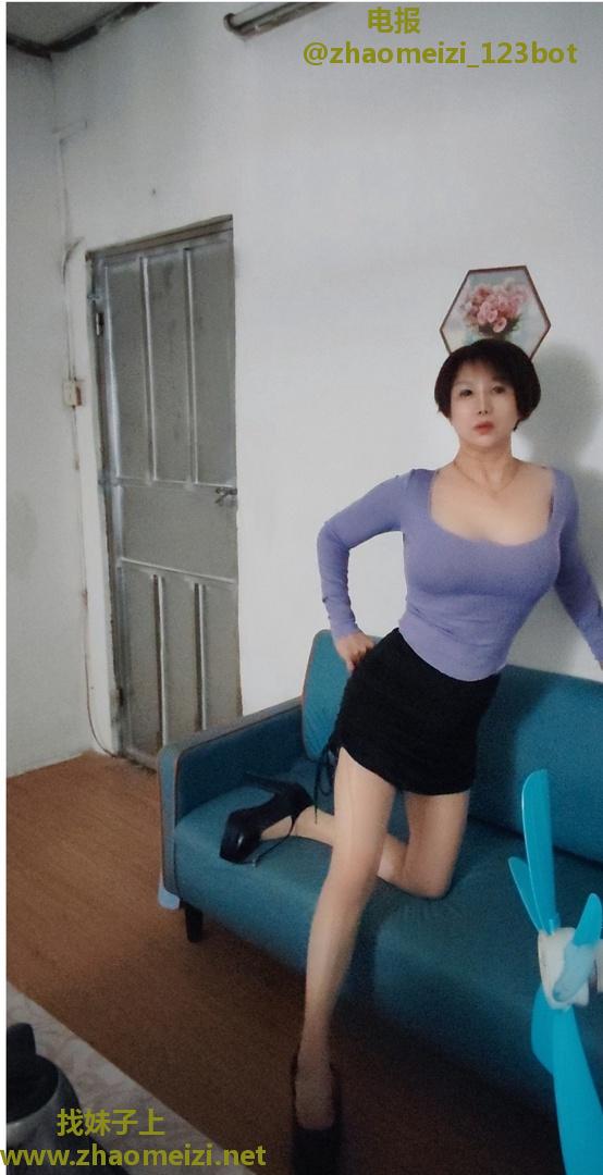 妖娆骚妇花样多