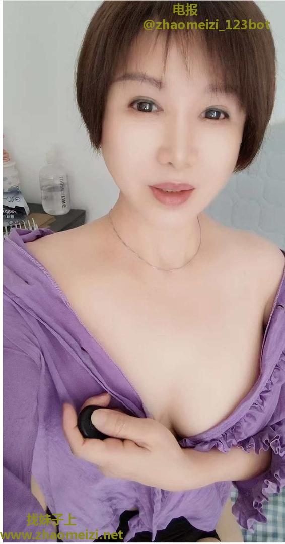 妖娆骚妇花样多