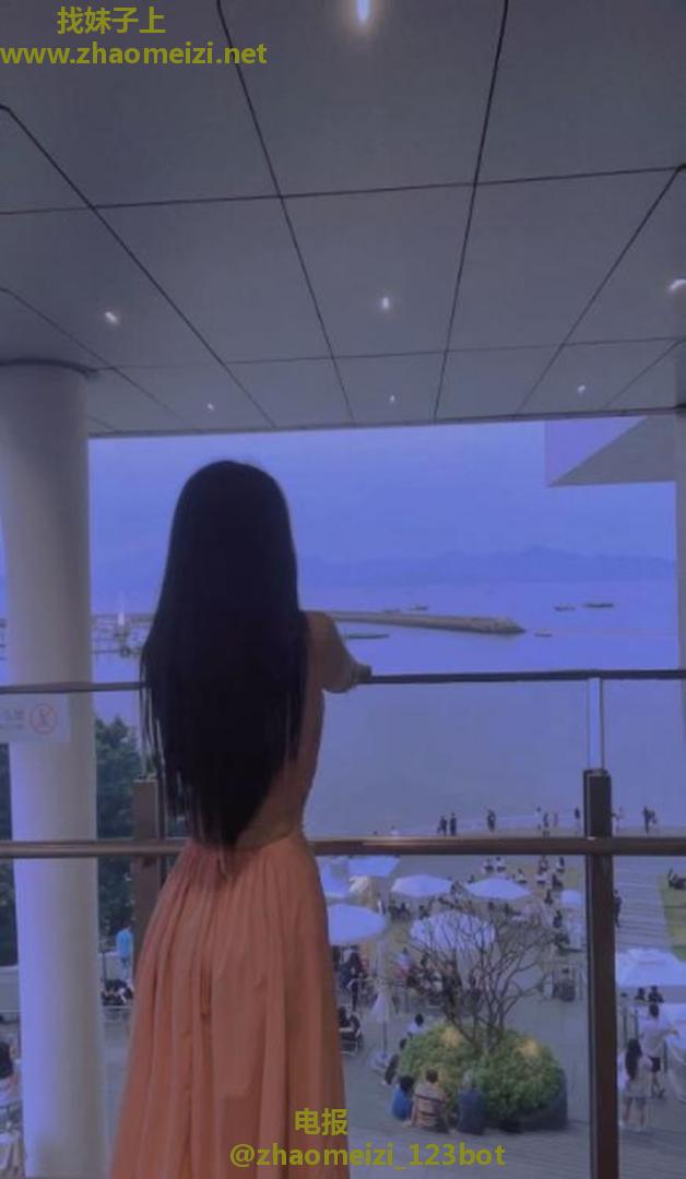 性感丰满会喷小姐姐淫媚