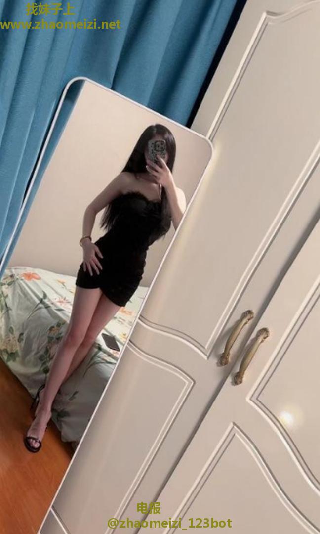 性感丰满会喷小姐姐淫媚