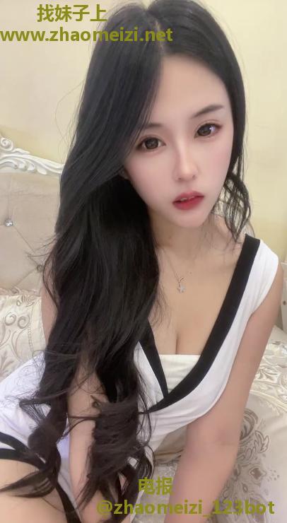 黑丝大长腿楠楠