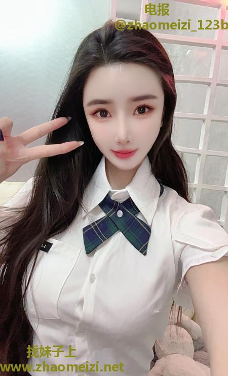 前凸后翘高挑子萱老师