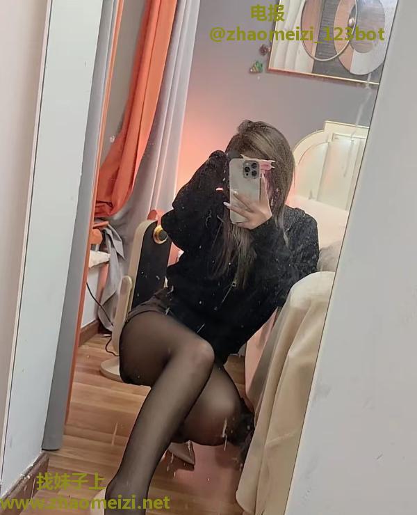 实惠丰满微胖妹妹