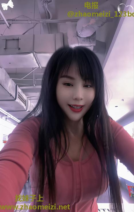 爱健身的大奶熟女