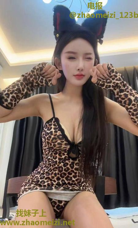 朝阳颜值大胸妹子