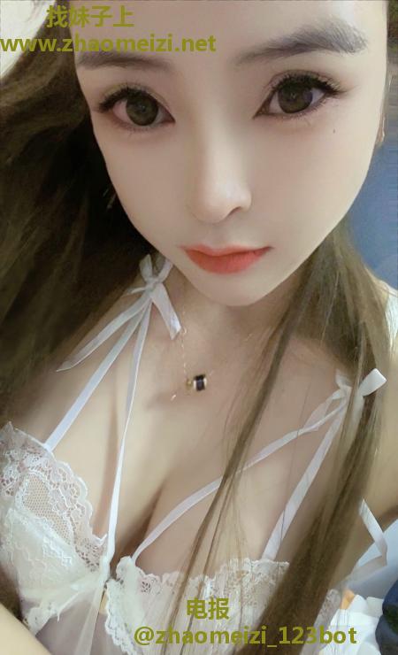 二刷浦东骚妹子小爱茜