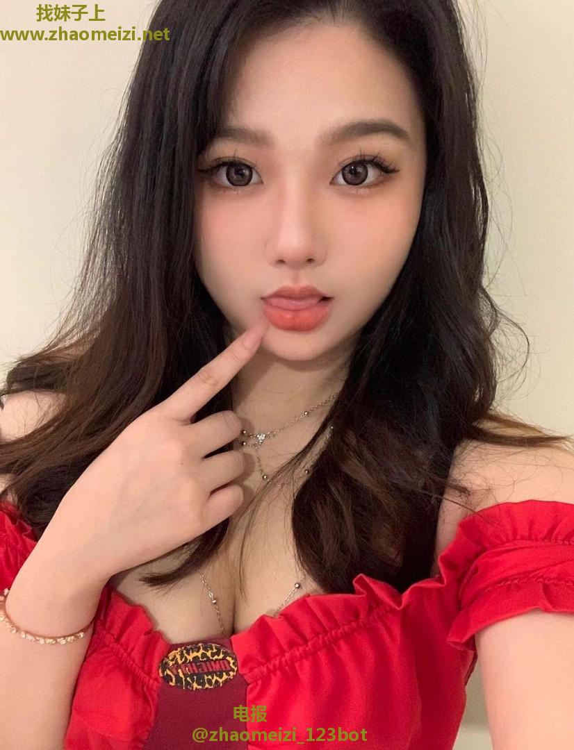 长沙肌肤美白丰满小妹