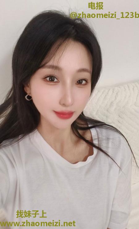 吴中大奶颜值尤物