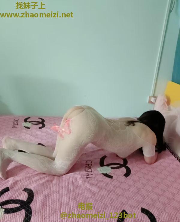 南沙黑丝肉臀小静