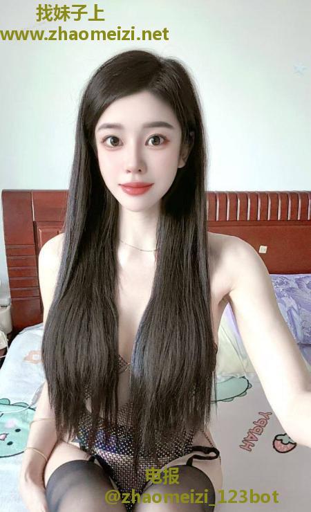 秦淮大胸颜值女友小鹿