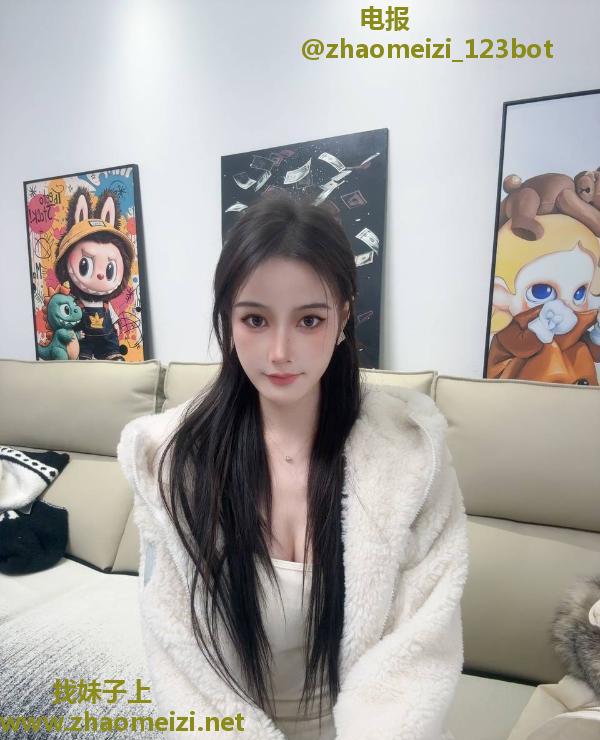 市北肤白貌美大胸妹