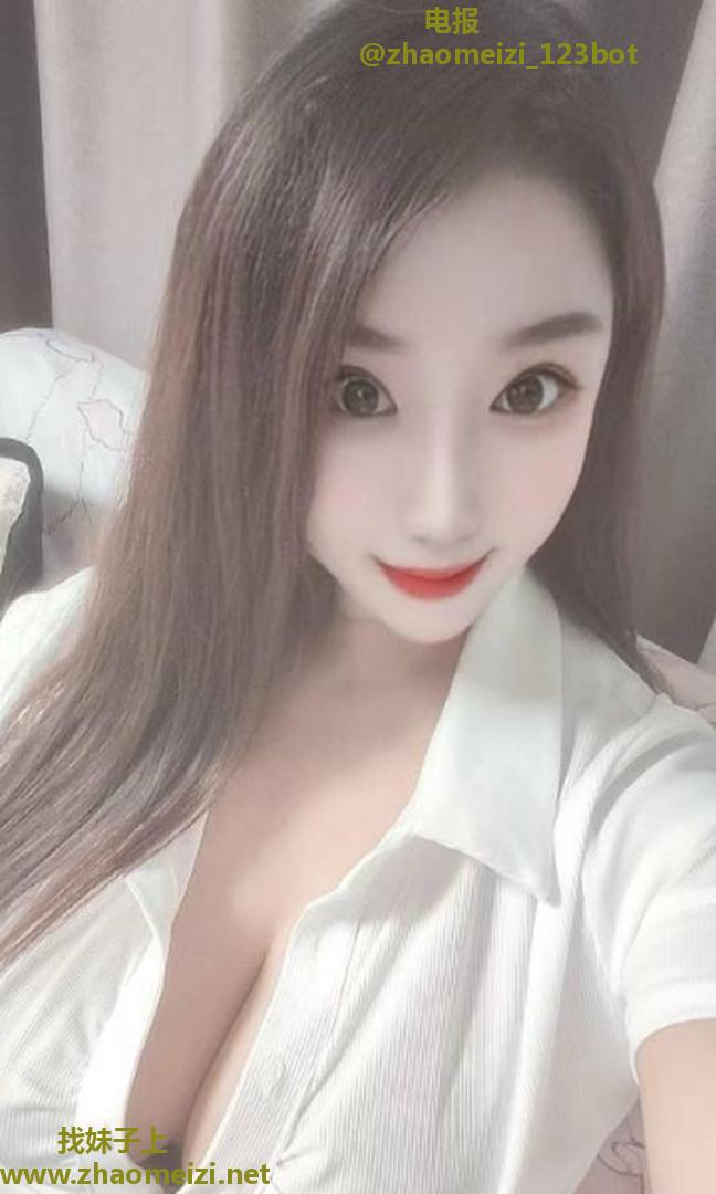 性感美乳身材好小姐姐
