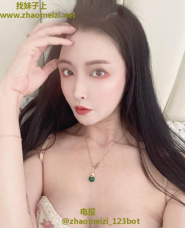 胸又大又软的大长腿