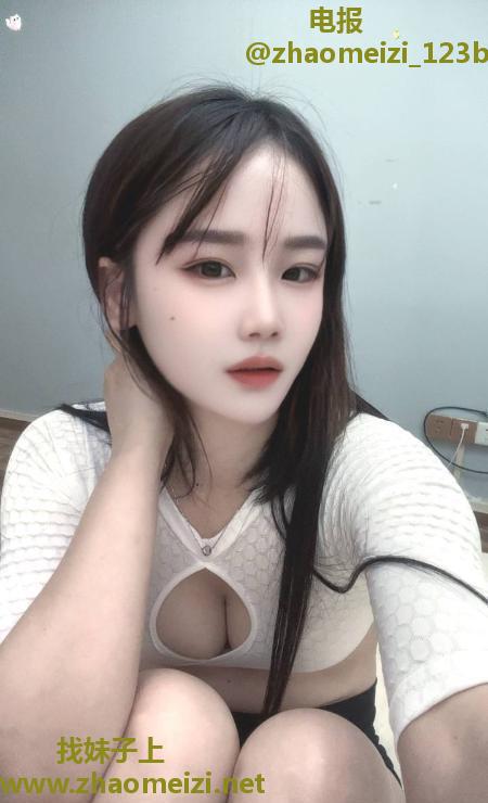 龙华听话大长腿美女