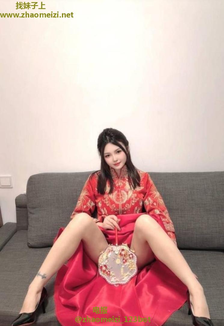 逼紧活好丝袜情趣高跟鞋