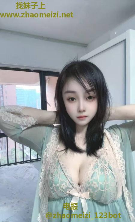 南山白嫩风骚少妇