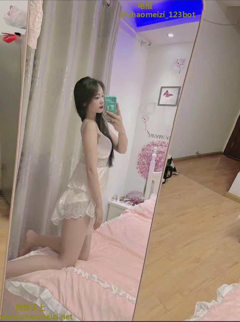 中山粉嫩白虎草莓酱