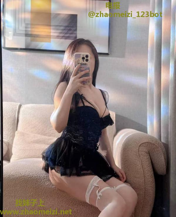 天府二街大胸晴晴