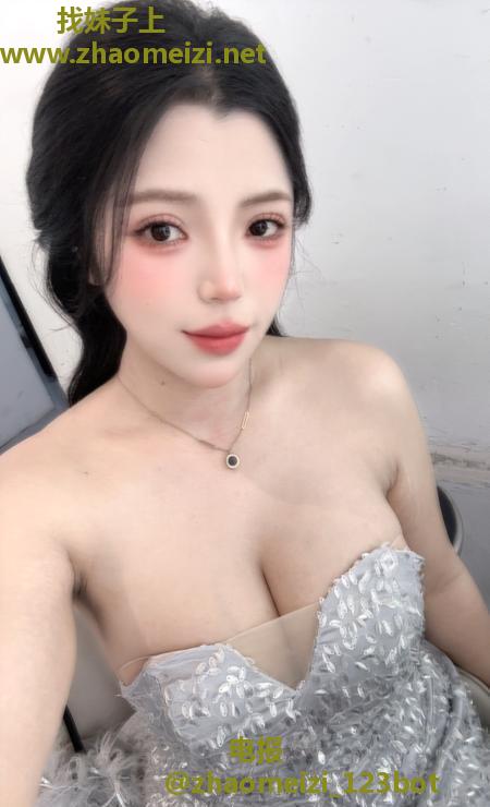 吴中大奶小如