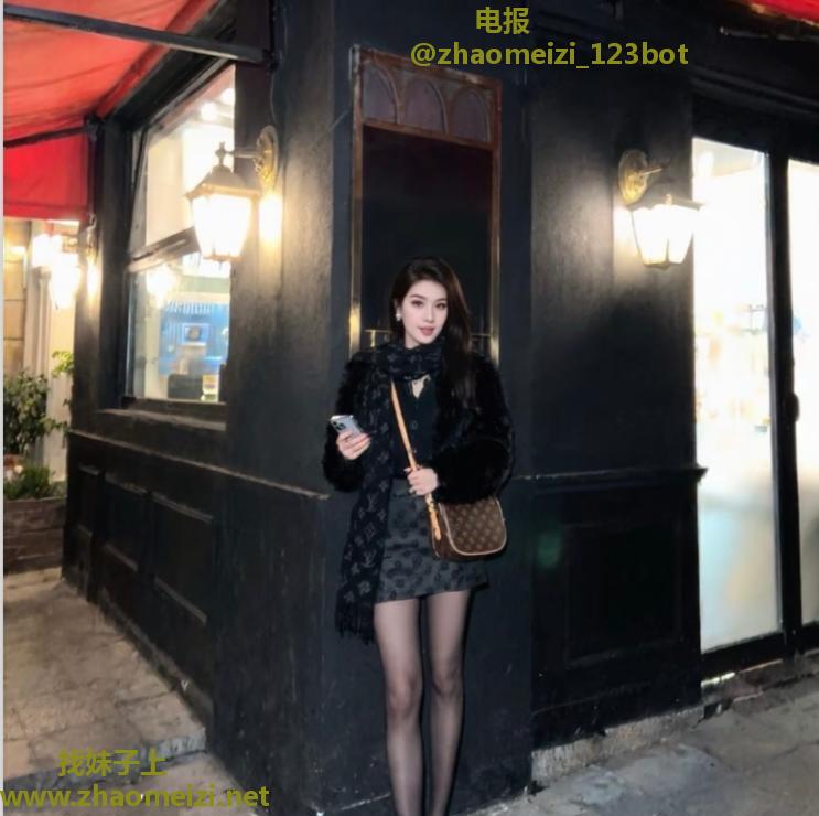 维吾尔老师古力