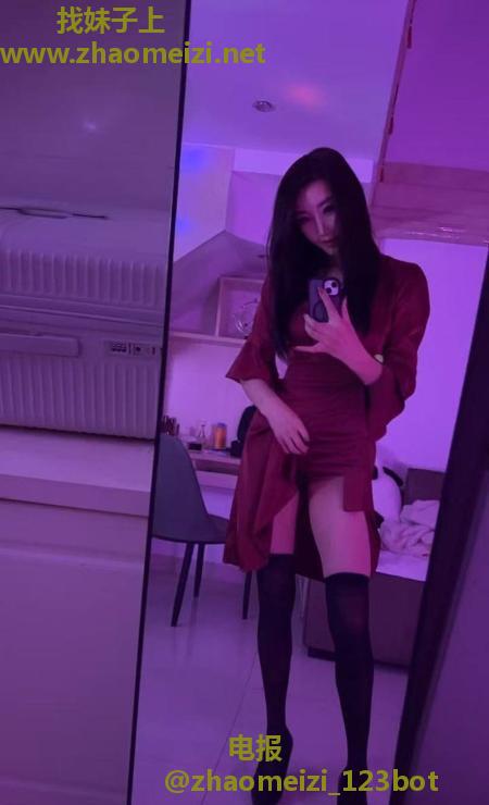 禅城性感制服雨薇