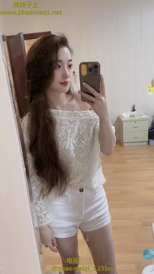 海口迷人大眼妹