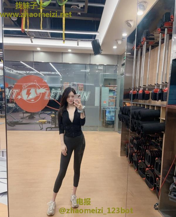 性感迷人颜值御姐老师